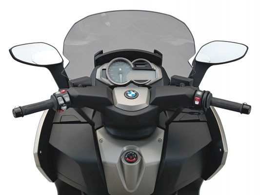 Фото скутера BMW C 650 GT